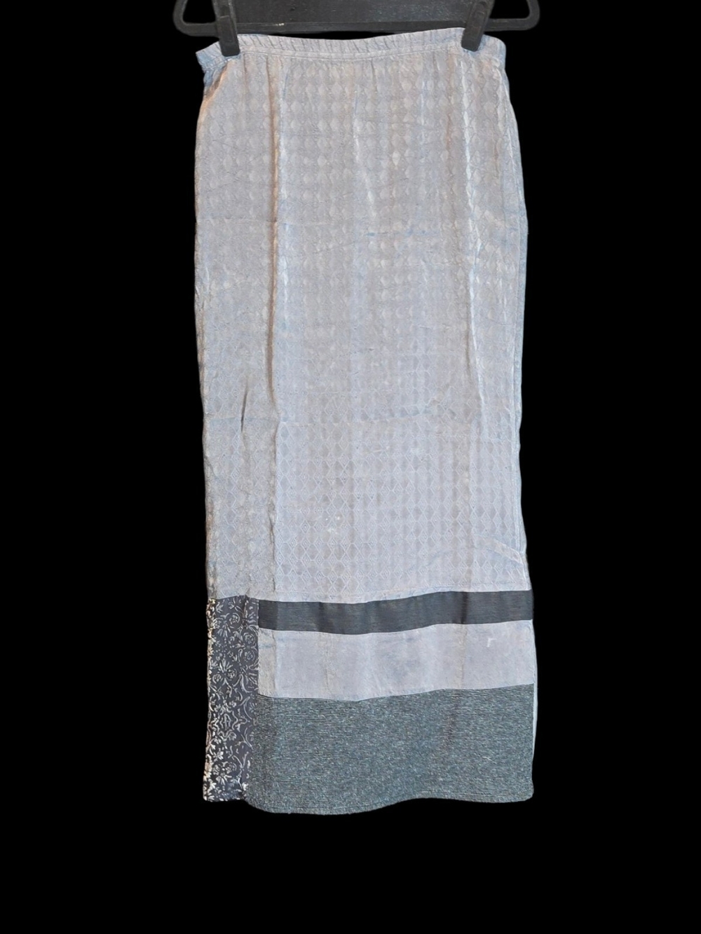 Vintage Neil & David Light Gray Maxi Skirt with Subtle Pattern